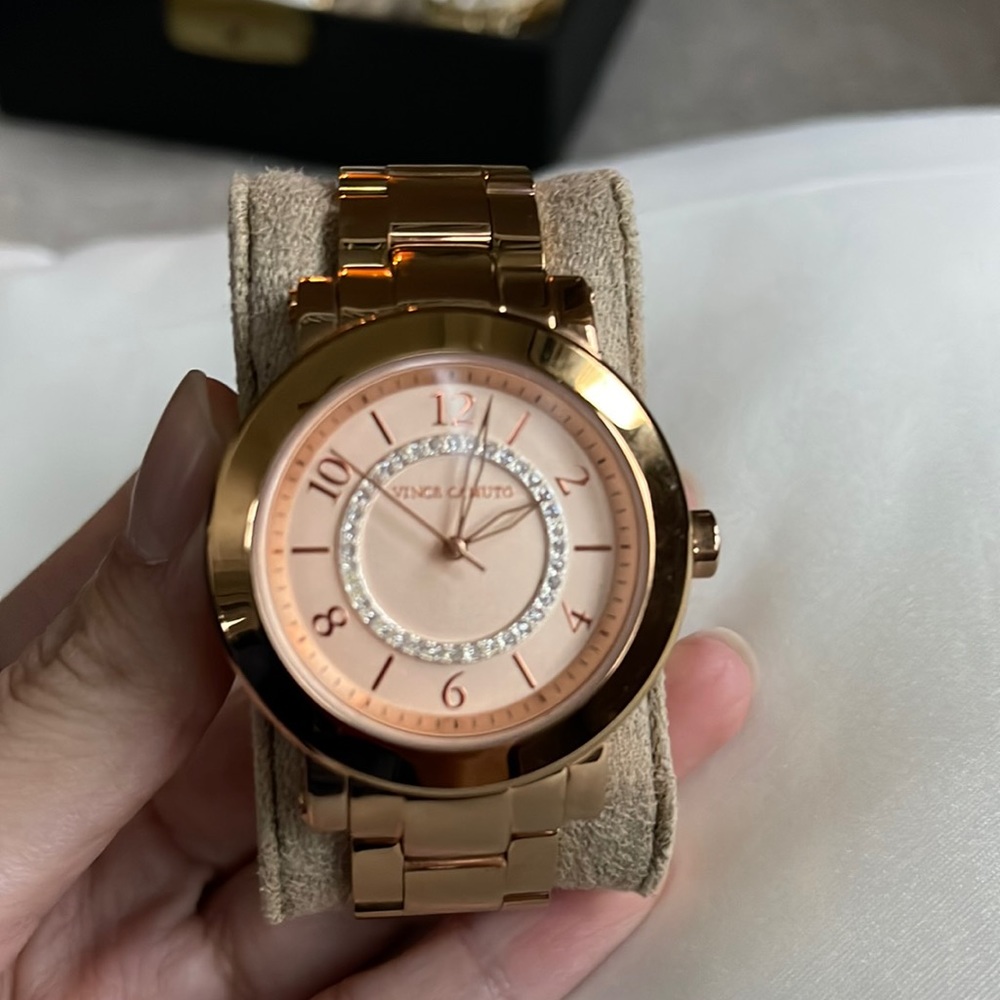 In excellent condition Vince camuto watch